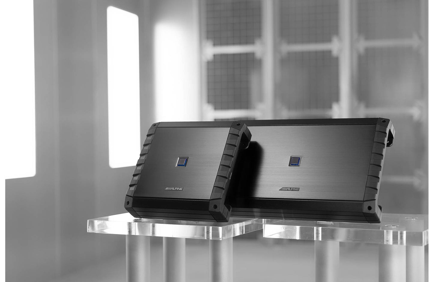 Alpine S2-A60M S-Series mono subwoofer amplifier (600w RMS x 1 at 2ohms)