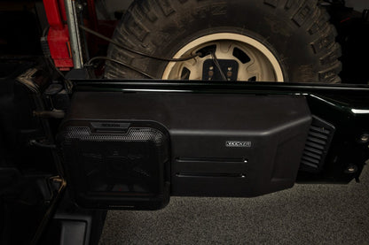 Kicker L7T 51KJPL7T122 12" Tailgate-Mount Loaded Subwoofer Enclosure 2Ω for Jeep Wrangler JK/JL