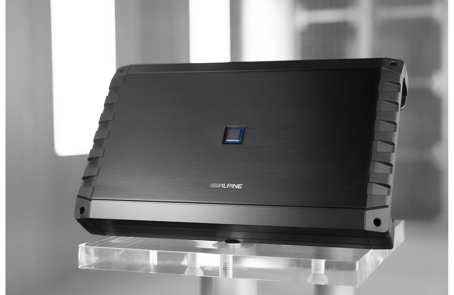 Alpine S2-A120M S-Series mono subwoofer amplifier (1200w RMS x 1 at 2ohms)
