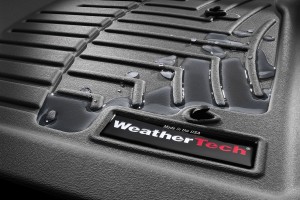weathertech-molded-floor-liner-close-up-2